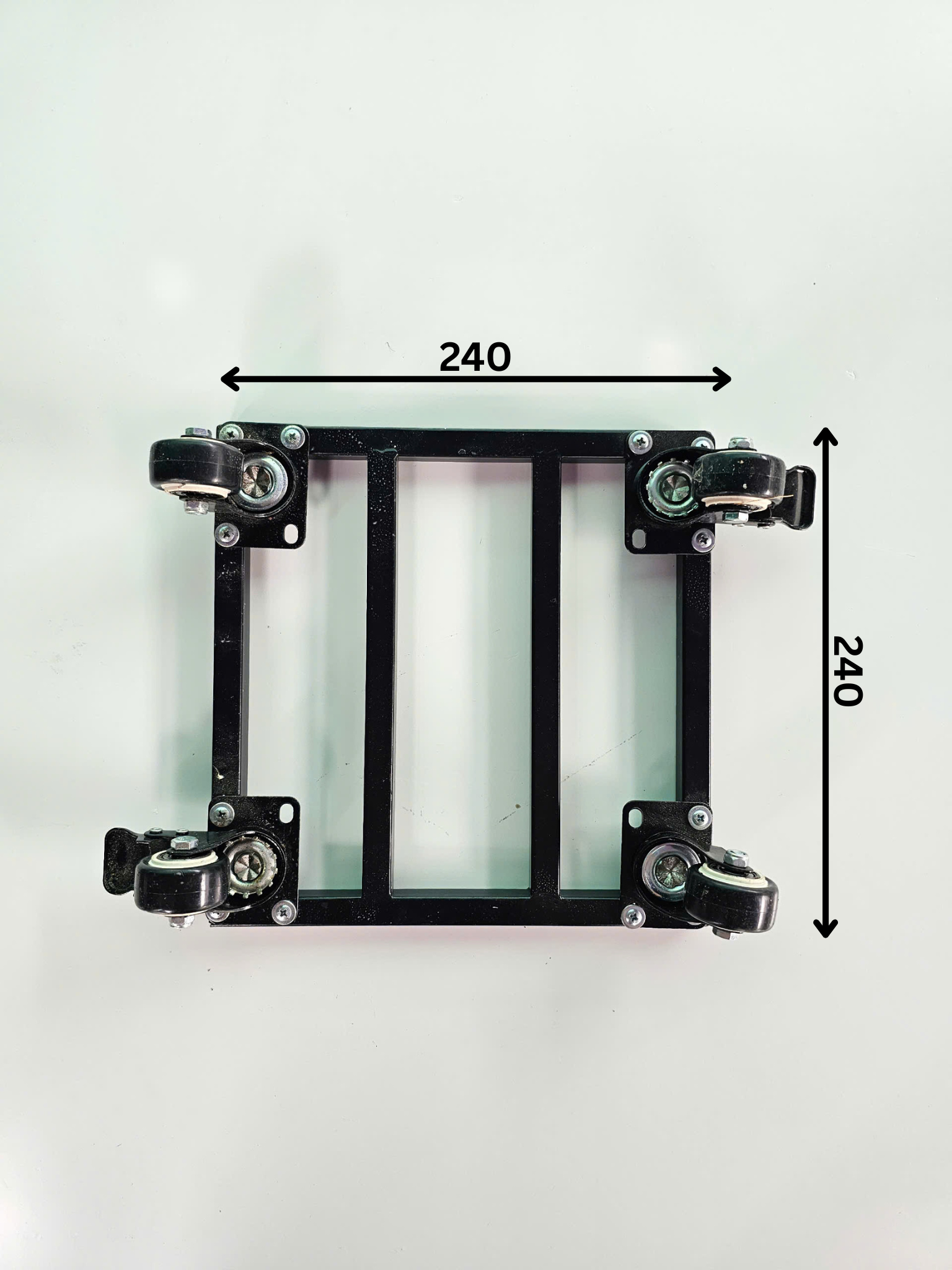 Đế Lót Chậu Composite Hình Vuông Có Bánh Xe